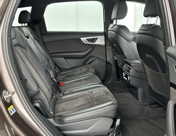 Audi Q7 SUV / Terénní 3,0 l 200 kw