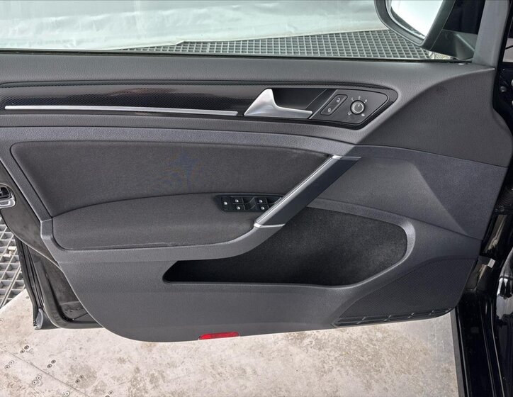 Volkswagen Golf Hatchback 1,4 l 81 kw