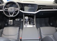 Volkswagen Touareg 8