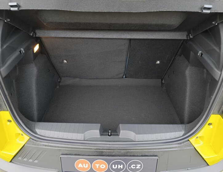 Fiat Grande Panda Hatchback 1,2 l 81 kw