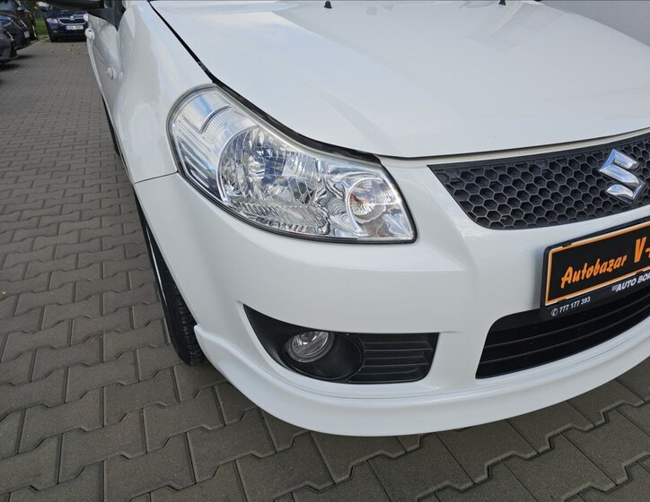 Suzuki SX4 Hatchback 1,6 l 79 kw
