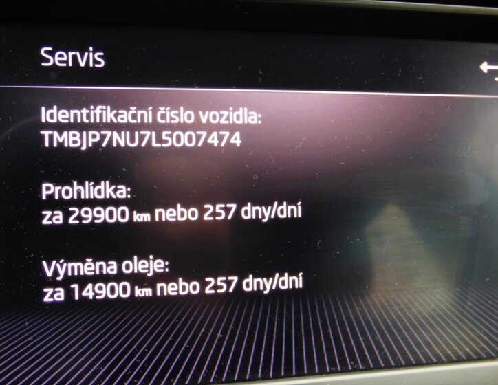 Škoda Karoq SUV / Terénní 999,0 85 kw