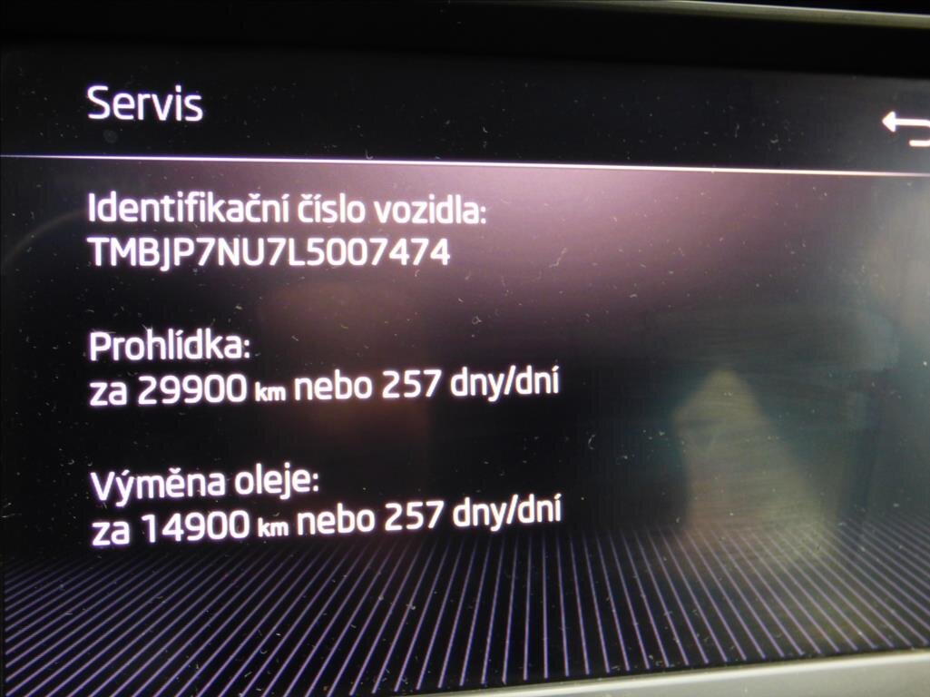 Škoda Karoq SUV / Terénní 999,0 85 kw