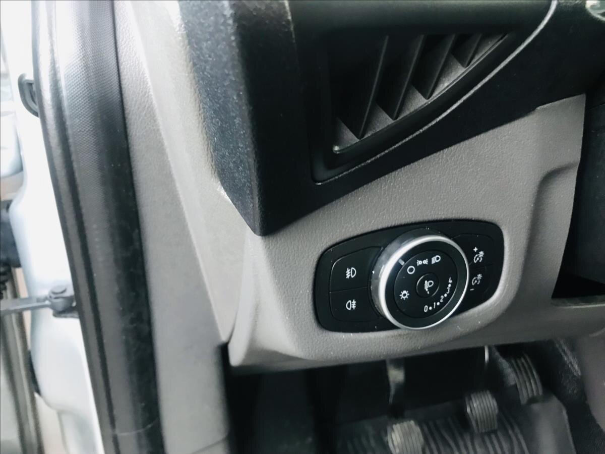 Ford Transit Connect Ostatní 1,5 l 73 kw