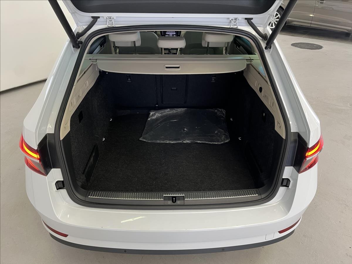 Škoda Superb Kombi 2,0 l 147 kw