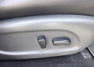 Nissan Pathfinder SUV 3,5 l 212 kw