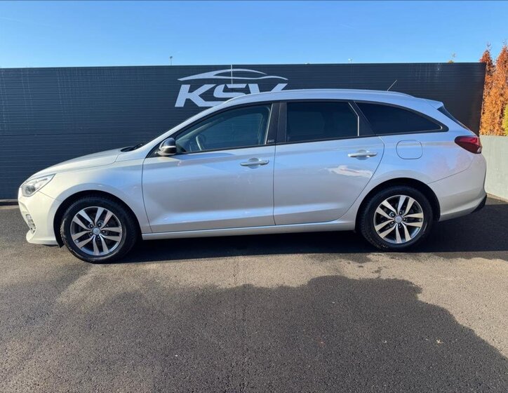 Hyundai i30 Kombi 1,4 l 103 kw