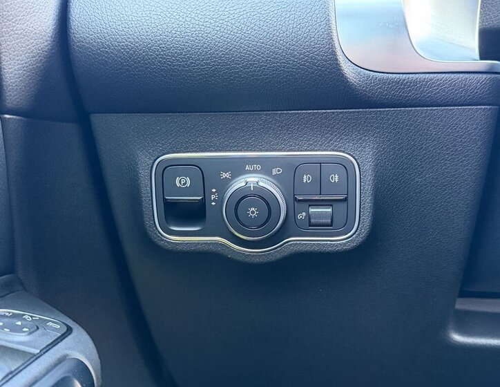 Mercedes-Benz GLB SUV / Terénní 2,0 l 110 kw