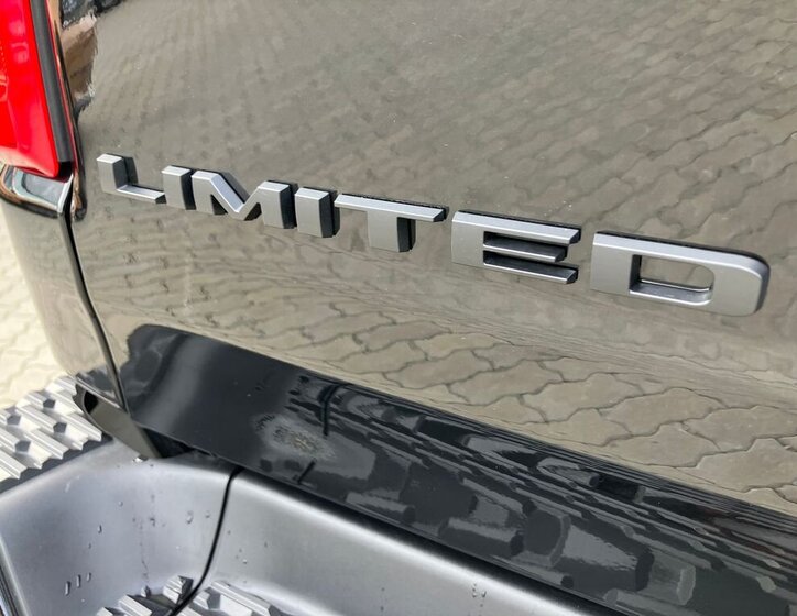 Dodge RAM Pick-up 3,0 l 403 kw