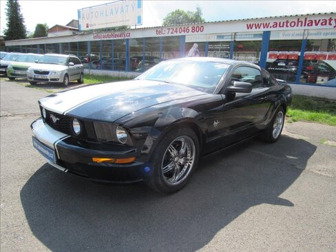 Ford Mustang Kupé 4,6 l 224 kw
