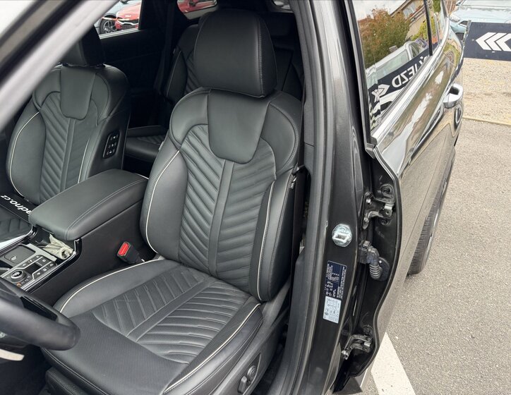 KIA Sorento SUV 2,2 l 142 kw