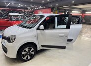 Renault Twingo Hatchback 999,0 52 kw