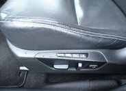 Suzuki Kizashi Sedan / Limuzína 2,4 l 131 kw