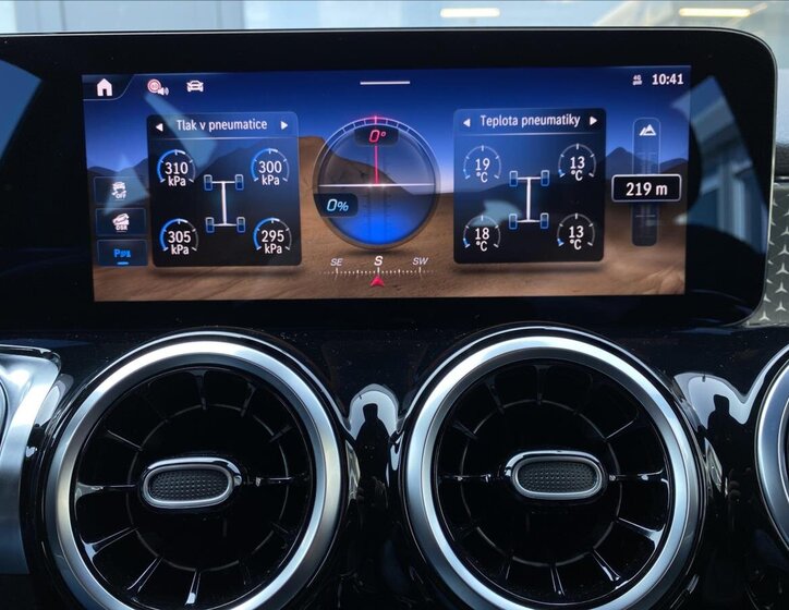 Mercedes-Benz GLB SUV / Terénní 2,0 l 110 kw