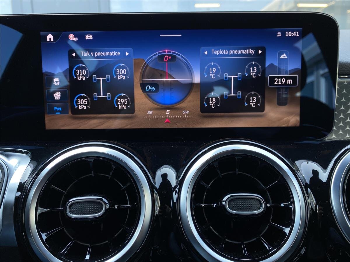 Mercedes-Benz GLB SUV / Terénní 2,0 l 110 kw