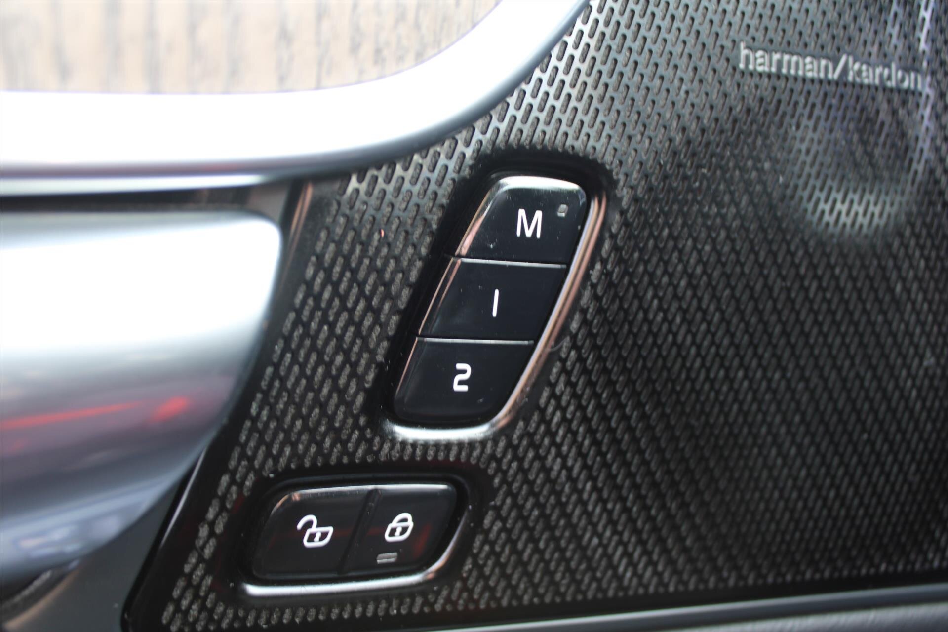 Volvo V90 Kombi 2,0 l 173 kw