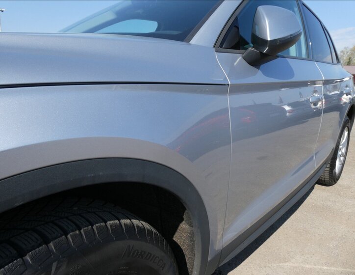 Audi Q5 SUV / Terénní 2,0 l 120 kw