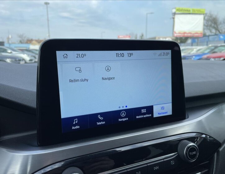 Ford Kuga SUV / Terénní 1,5 l 88 kw