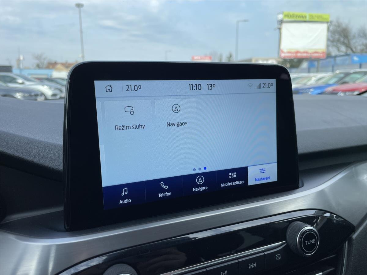 Ford Kuga SUV / Terénní 1,5 l 88 kw