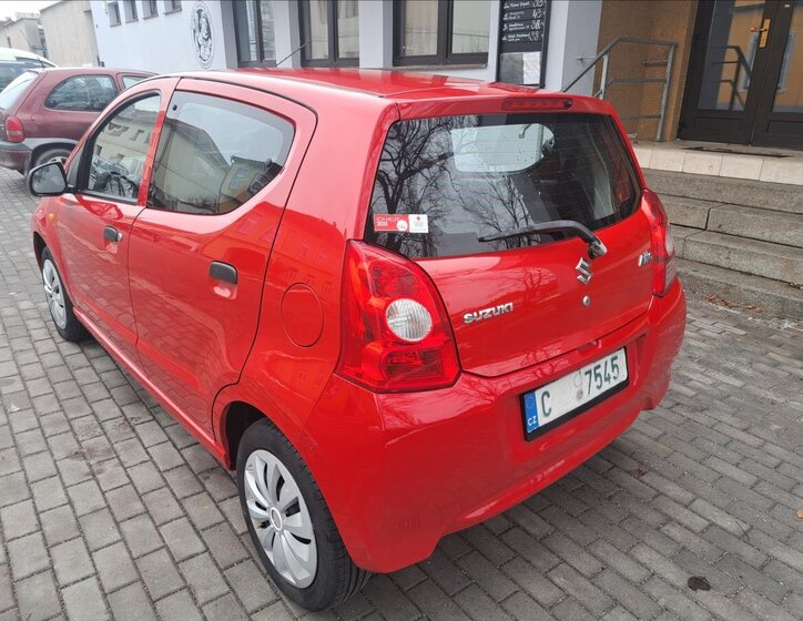 Suzuki Alto Hatchback 996,0 50 kw