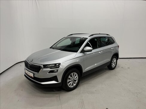 Škoda Karoq SUV 1,5 l 110 kw