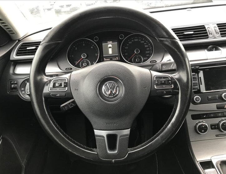 Volkswagen Passat Kombi 2,0 l 103 kw