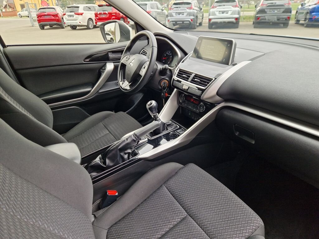 Mitsubishi Ostatní SUV / Terénní 1,5 l 120 kw