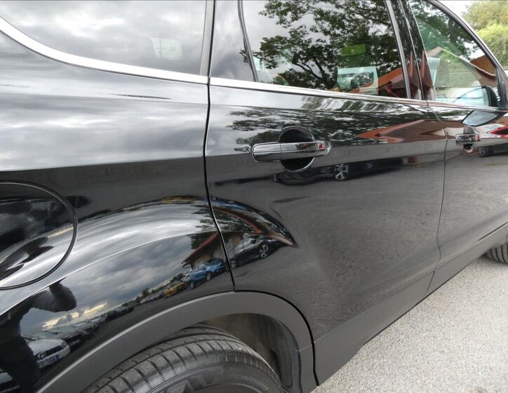 Ford Kuga SUV 1,5 l 110 kw