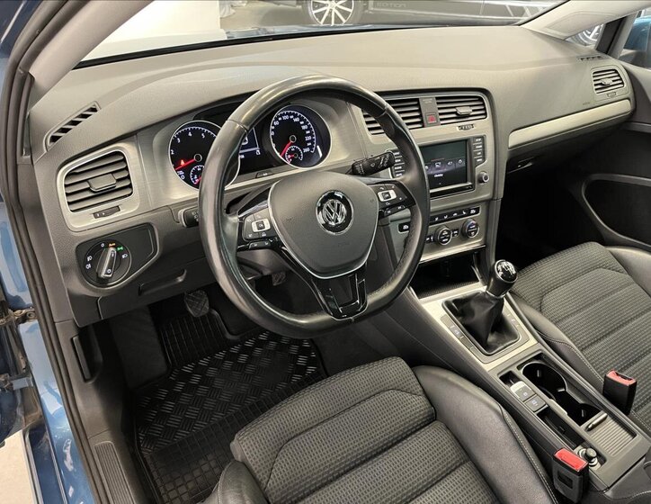 Volkswagen Golf Hatchback 1,4 l 92 kw