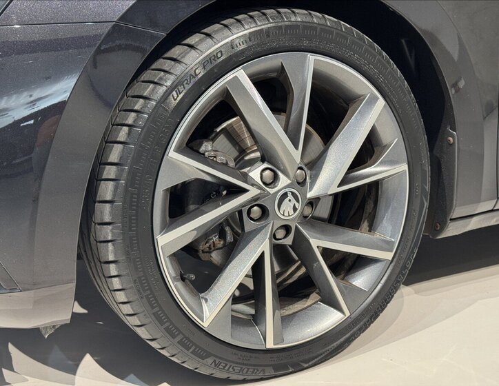 Škoda Superb Kombi 2,0 l 140 kw