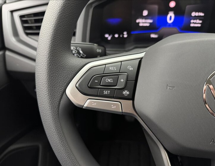 Volkswagen Polo Hatchback 999,0 59 kw