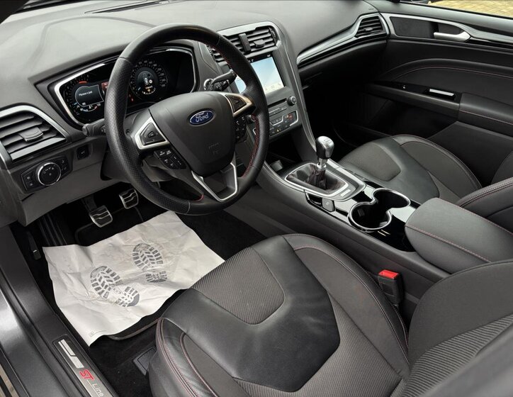 Ford Mondeo Liftback 1,5 l 121 kw