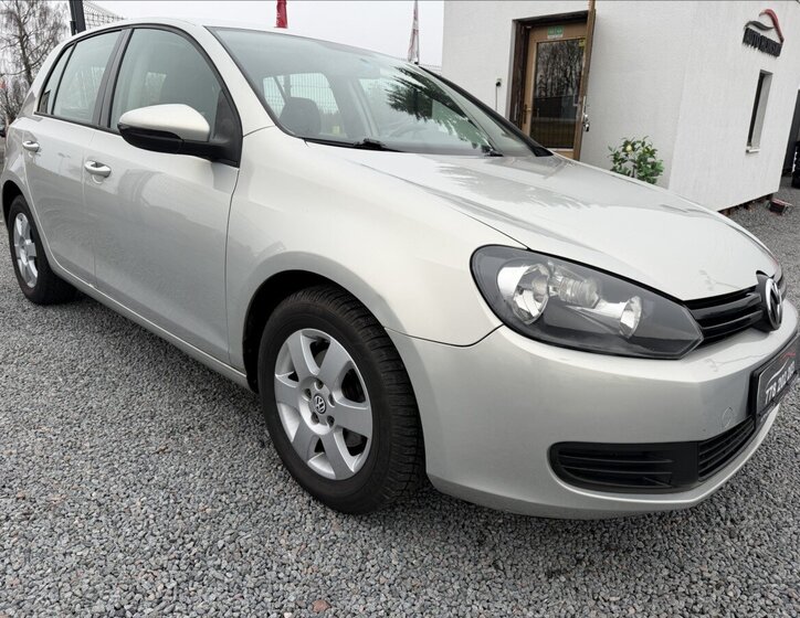 Volkswagen Golf 9