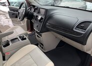 Chrysler Town & Country VAN-Minibus 3,6 l 211 kw