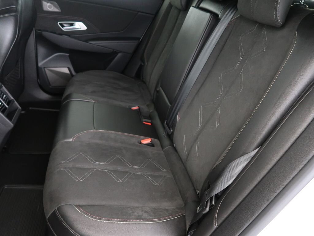 DS Automobiles DS7 Crossback SUV / Terénní 1,6 l 133 kw
