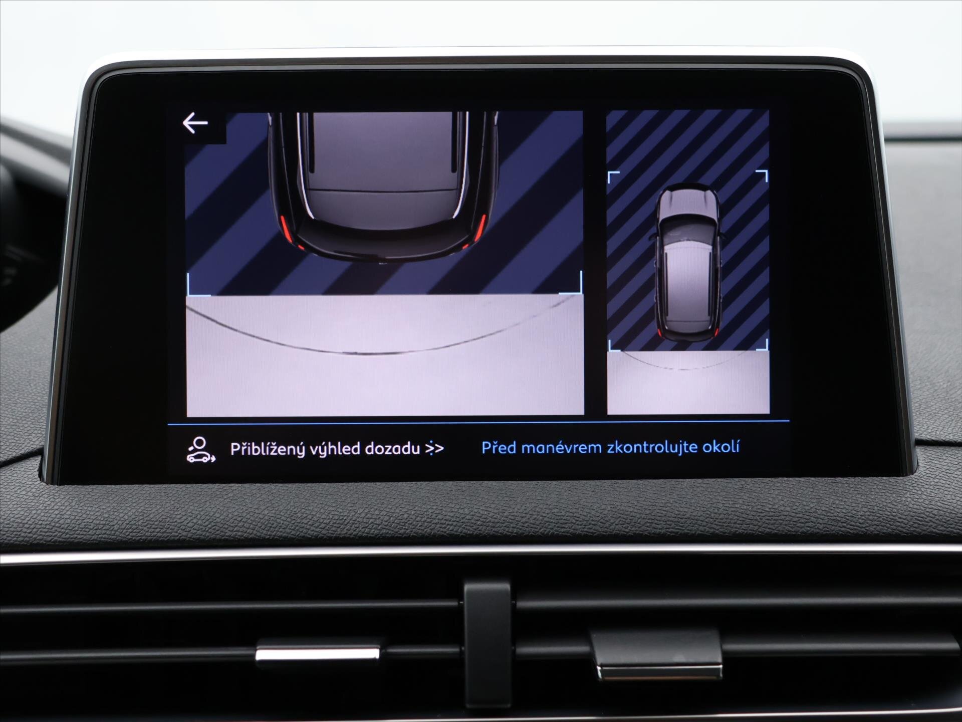 Peugeot 3008 SUV 1,2 l 96 kw