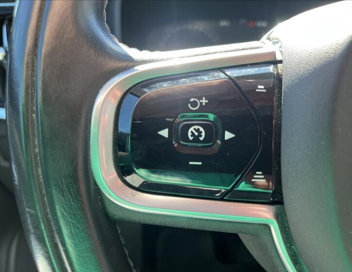 Volvo V90 Kombi 2,0 l 145 kw