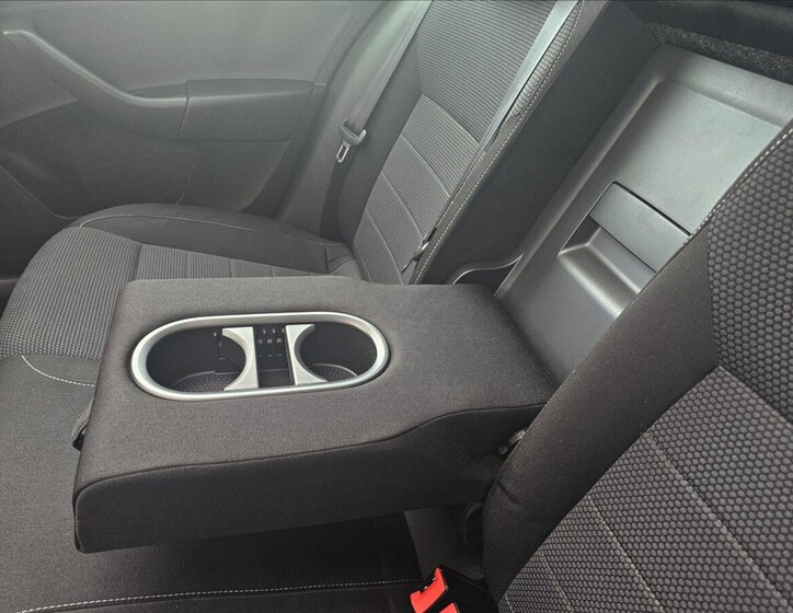 Škoda Rapid Hatchback 1,2 l 77 kw