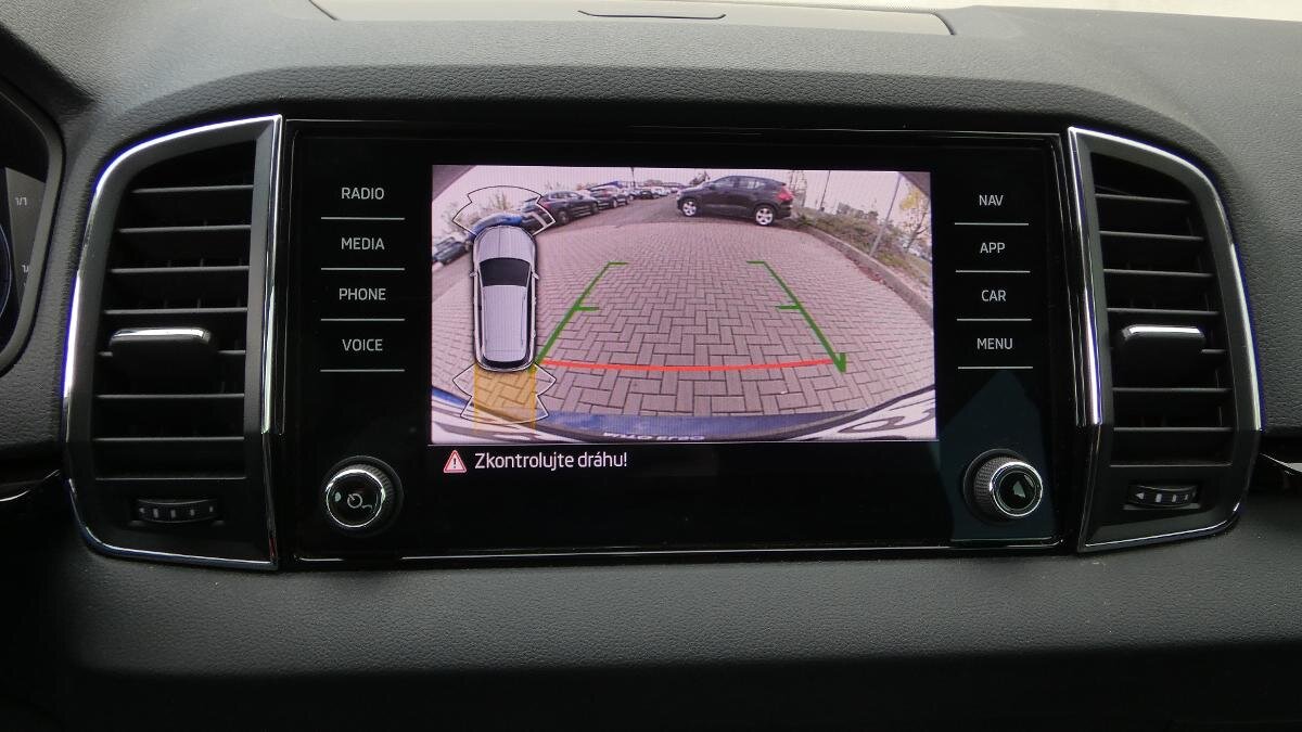 Škoda Karoq SUV / Terénní 1,5 l 110 kw