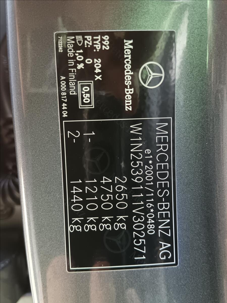 Mercedes-Benz GLC SUV 2,0 l 225 kw