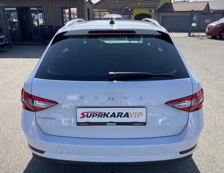 Škoda Superb Kombi 2,0 l 110 kw