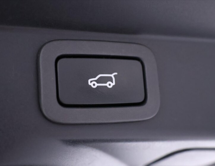 Land Rover Range Rover Sport SUV 3,0 l 215 kw