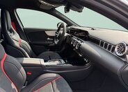 Mercedes-Benz Třídy A Hatchback 2,0 l 310 kw