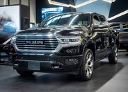 Dodge RAM Pick-up 5,7 l 291 kw