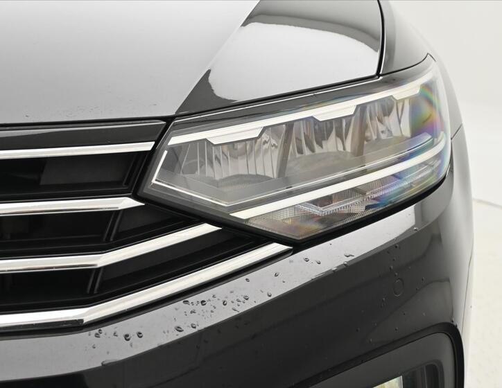 Volkswagen Passat 31