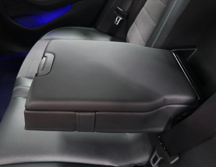 Mercedes-Benz Třídy E Kombi 2,0 l 135 kw