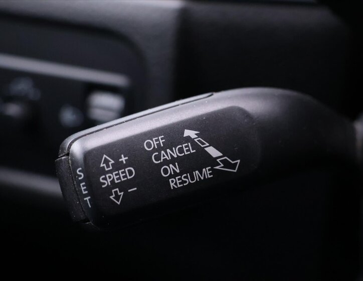 Volkswagen Touareg SUV / Terénní 3,0 l 180 kw