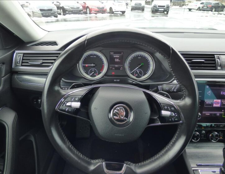 Škoda Superb Kombi 2,0 l 110 kw