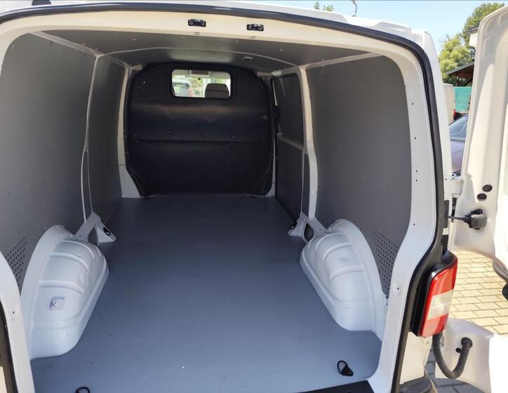 Volkswagen Transporter 27