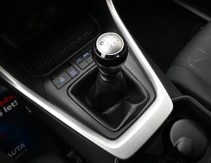 Toyota RAV4 SUV / Terénní 2,0 l 129 kw